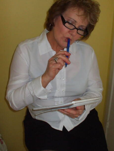 TAC Amateurs invite you to explore xxx pictures with Busty Bliss in well dick sucking scene