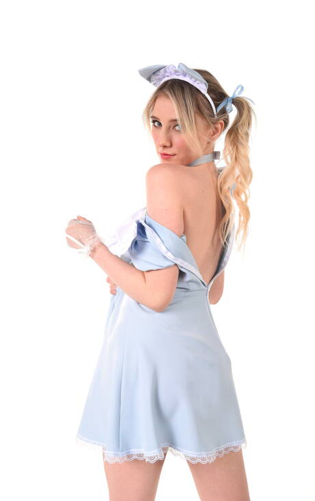 iStripper are proud to present you with xxx pictures featuring Melody Marks in sex with dildo